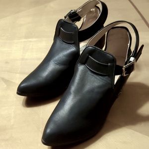 NWOT mark. Black Women's Ankle Boots - Size 6